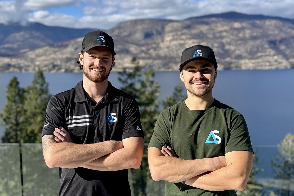Tim-and-Eli-All-Scope-portrait